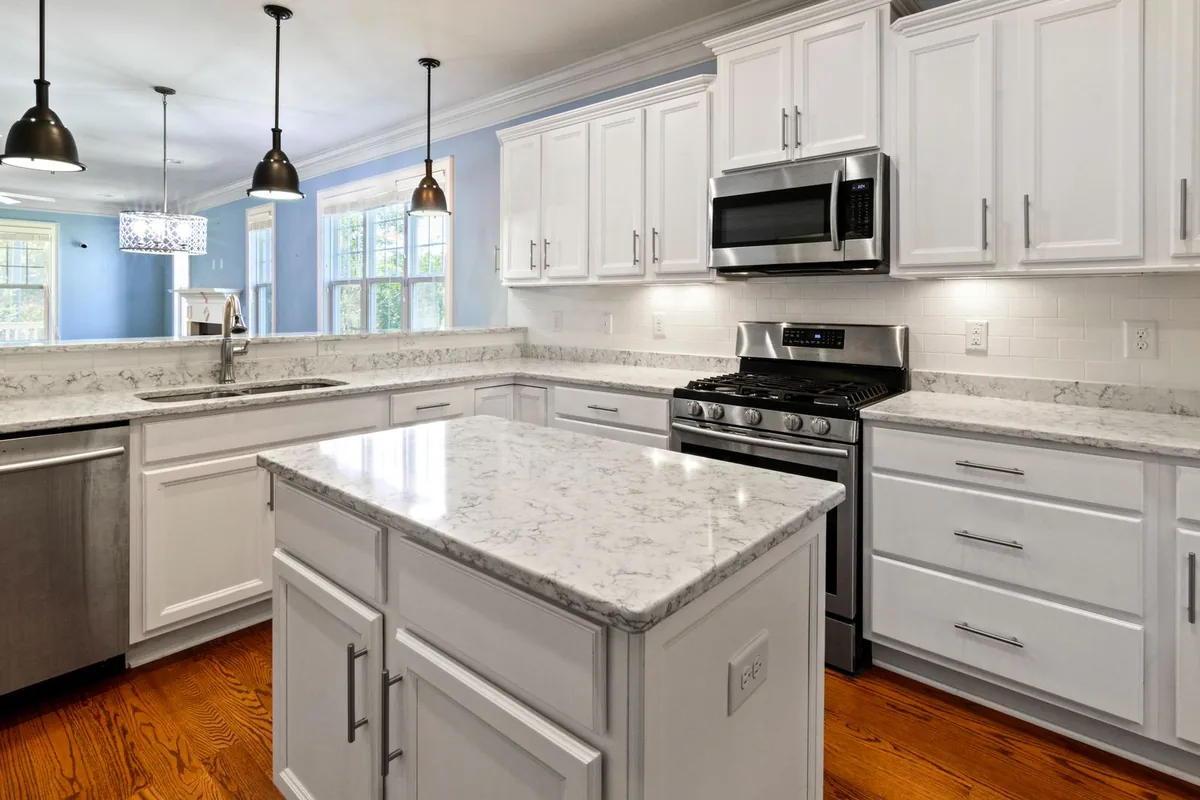 Filth & Squalor Cleanup in Three Oaks, FL